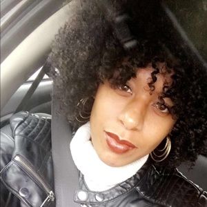 Meet your Posher, Tiffany